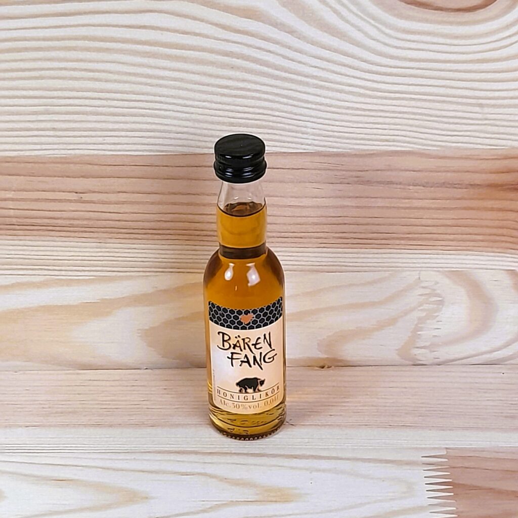 Honig-Likör "Bärenfang" 4 cl | bienengeschenke.ch Honig-Likör "Bärenfang" 4 cl | bienengeschenke.ch
