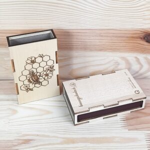 Holz-Zündholzschachtel aus Ahornholz "Biene" in drei Varianten