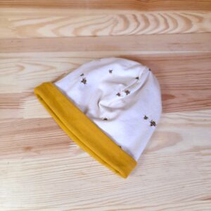 Babymütze beige/senfgelb mit Bienendruck