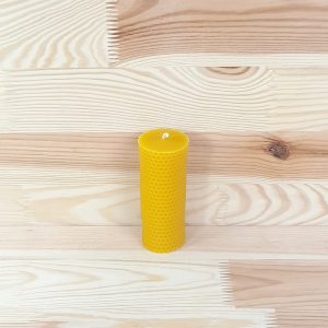 Bienenwaben Kerze gegossen